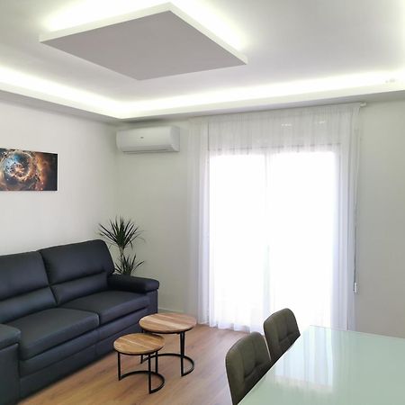 Atico Apartment Terrassa Exterior photo